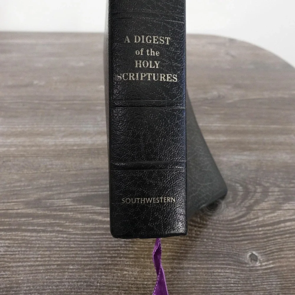 Nave's Topical Bible Orville J.‎ Nave Southwestern Black Faux Leather 1962